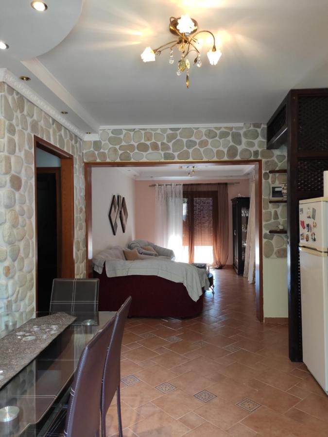 לימנאס Elpida Apartment מראה חיצוני תמונה